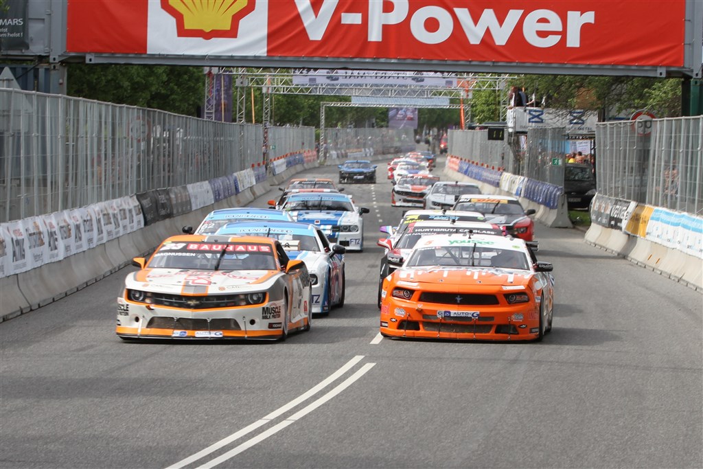 Jan Magnussen og Casper Elgaard har lagt sig i front i kampen om dette års Auto-G Danish Thundersport Championship, som genoptages den 16.-17. august på Ring Djursland
(Foto: CHPhoto.dk)